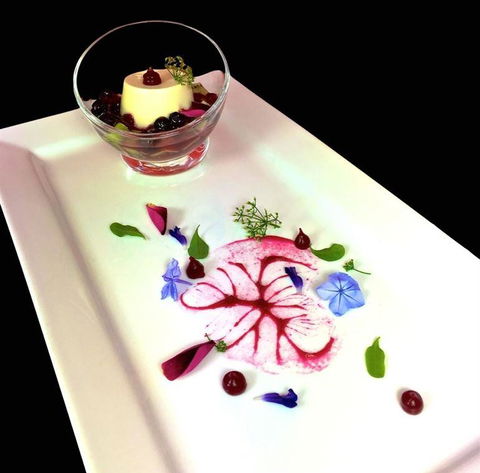 Vines Restaurant At Hollydene Estate - Accommodation Cooktown 16