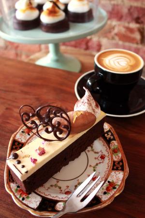 Little Missy Patisserie - Accommodation Cooktown 9