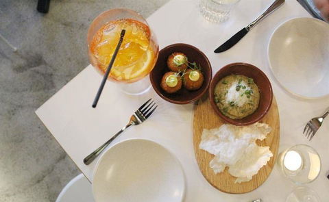 Allegra Dining - Accommodation Cooktown 12