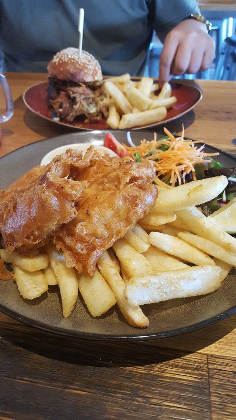 Beachfront Hotel - Accommodation Cooktown 10