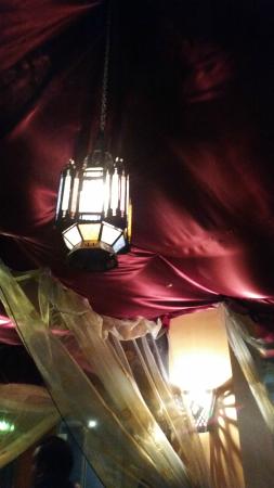 Arabian Lounge - Accommodation Cooktown 0