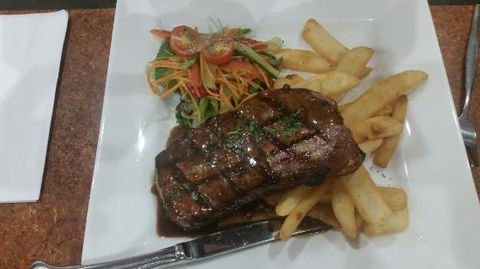 Seasons Restaurant - Accommodation Cooktown 0
