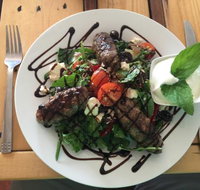 George and Dave's - Accommodation Cooktown