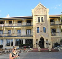 Piccadilly Restaurant