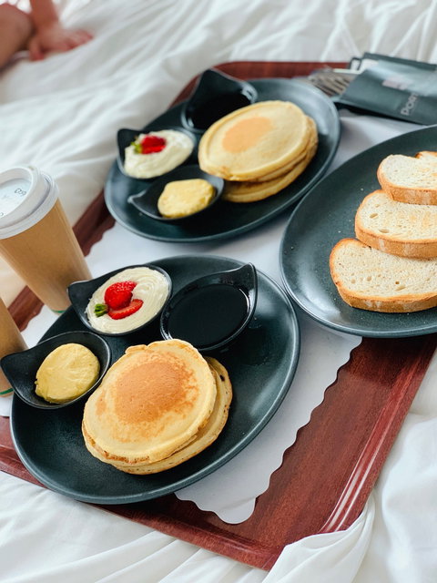 Sarins Bar & Restaurant - Accommodation Cooktown 3