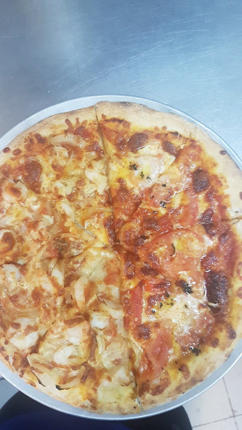 Smokehouse Pizza Cafe - Accommodation Cooktown 1