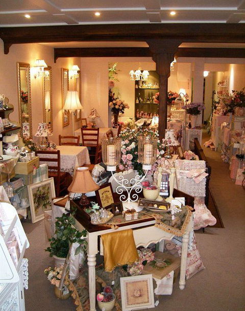 A Deja-Vu Experience - Accommodation Cooktown 6