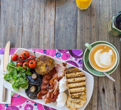 Bohemian Bungalow - Accommodation Cooktown 8