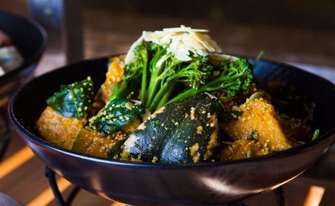 Mad Pizza E Bar Darlinghurst - Accommodation Cooktown 6