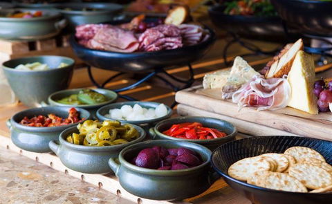 Mad Pizza E Bar Darlinghurst - Accommodation Cooktown 7