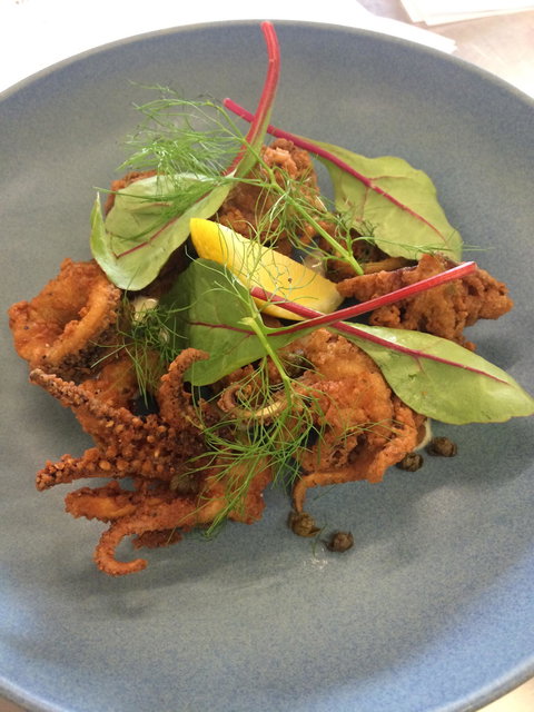 LILO Restaurant + Bar + Pooldeck - Accommodation Cooktown 2