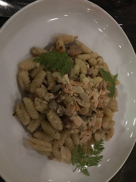 Sarti Restaurant & Bar - Accommodation Cooktown 4