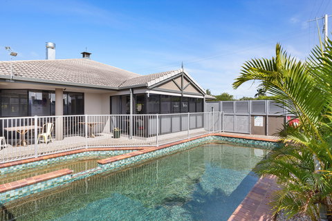 The Stirling Hotel Rockhampton - Accommodation Cooktown 1