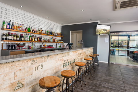 The Stirling Hotel Rockhampton - Accommodation Cooktown 7