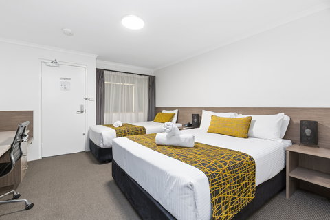 The Stirling Hotel Rockhampton - Accommodation Cooktown 12
