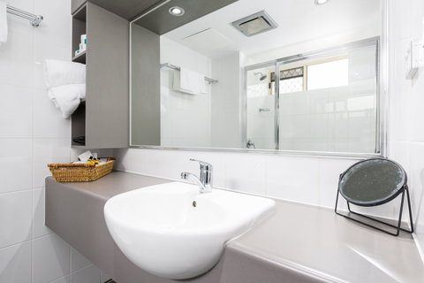 The Stirling Hotel Rockhampton - Accommodation Cooktown 15