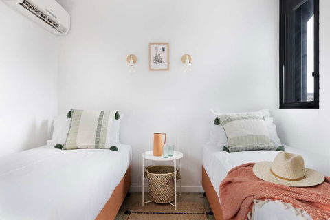 Hotel Hacienda - Accommodation Cooktown 6