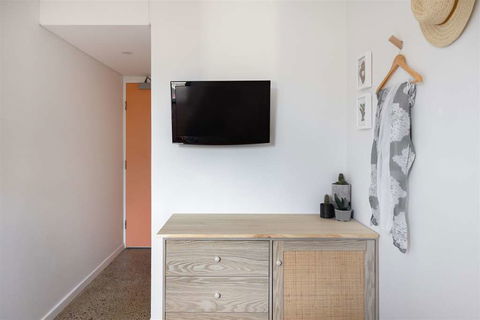 Hotel Hacienda - Accommodation Cooktown 9