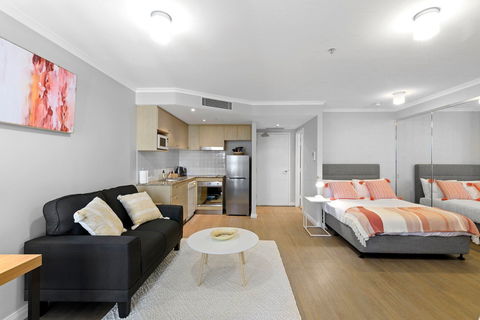Astra Apartments Chatswood - Accommodation Cooktown 10