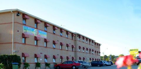 Arena Hotel - Accommodation Cooktown 0