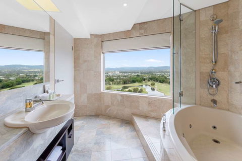 RACV Royal Pines Resort - Accommodation Cooktown 3