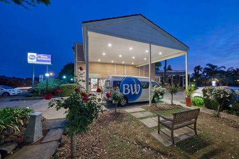 Best Western Airport Motel & Conv Ctr - Accommodation Cooktown 1