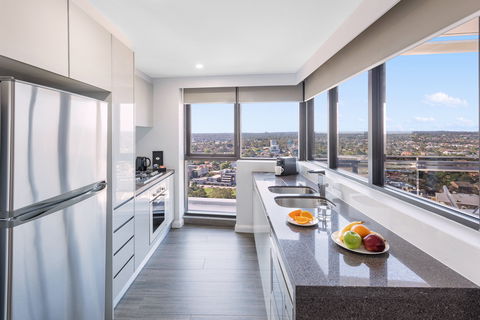 Meriton Suites Church Street, Parramatta - Accommodation Cooktown 12