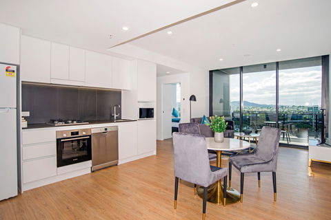 Arise Brisbane One - Accommodation Cooktown 10