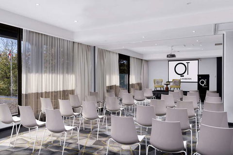 QT Canberra - Accommodation Cooktown 9