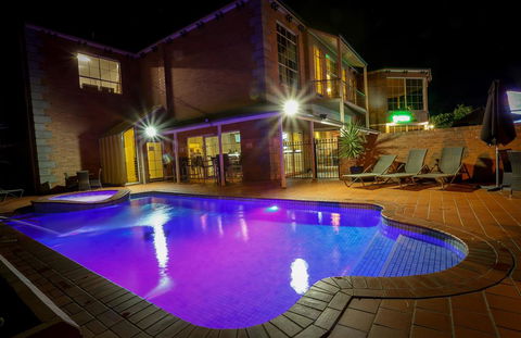 Best Western Plus Hovell Tree Inn - Accommodation Cooktown 5