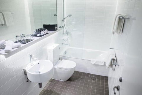 Adge Apartment Hotel - Accommodation Cooktown 14