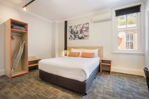 Nightcap at Regents Park Hotel - Accommodation Cooktown 2