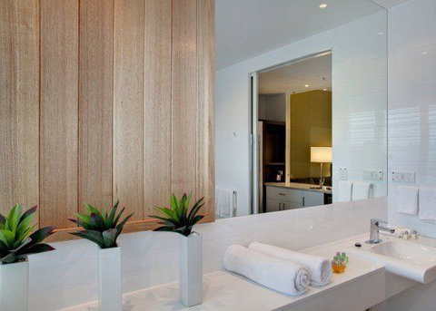 Walkers Arms Hotel - Accommodation Cooktown 2