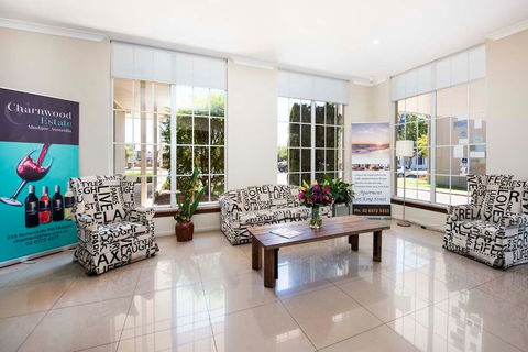 Winning Post Motel - Accommodation Cooktown 2