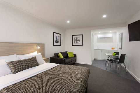 Hamilton Lonsdale Motel - Accommodation Cooktown 0