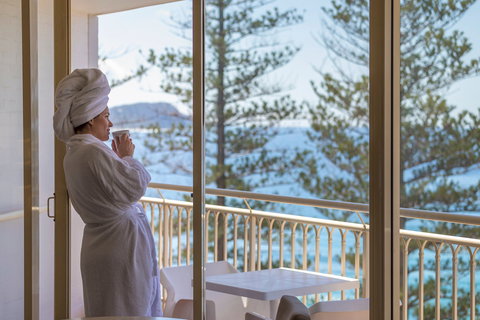 Crowne Plaza Terrigal - Accommodation Cooktown 1