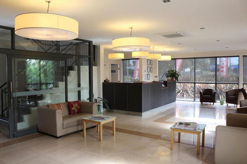 Bairnsdale International - Accommodation Cooktown 1