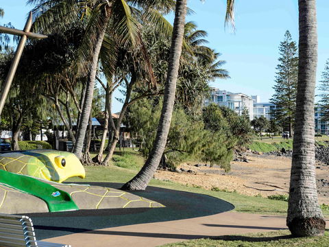 Grand Mercure Apartments Bargara - Accommodation Cooktown 12