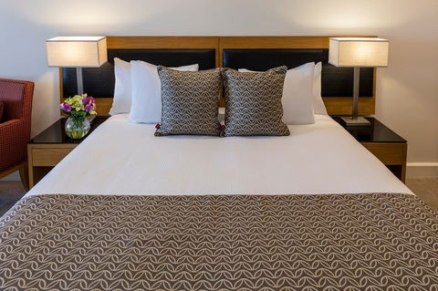 Oaks Elan Darwin - Accommodation Cooktown 2