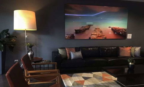 H on Smith Hotel - Accommodation Cooktown 2