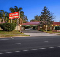 Econo Lodge Border Gateway Wodonga - Accommodation Cooktown