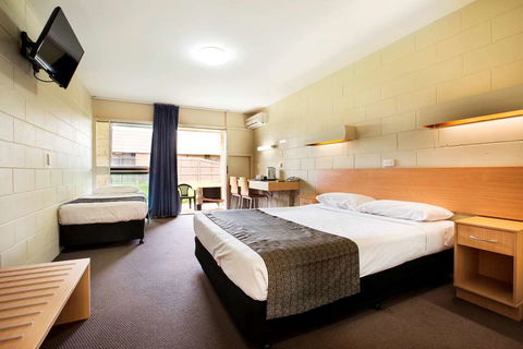 Dalrymple Motel - Accommodation Cooktown 2