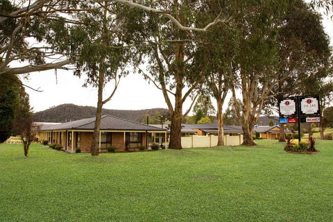 Zig Zag Motel - Accommodation Cooktown 0