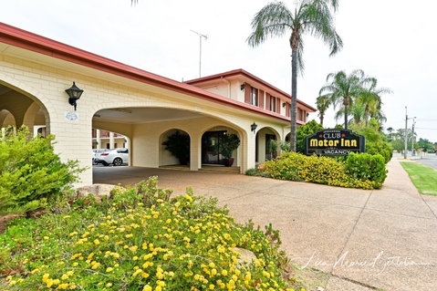 Narrandera Club Motor Inn - Accommodation Cooktown 0