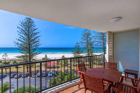 Mantra Coolangatta Beach - Accommodation Cooktown 4