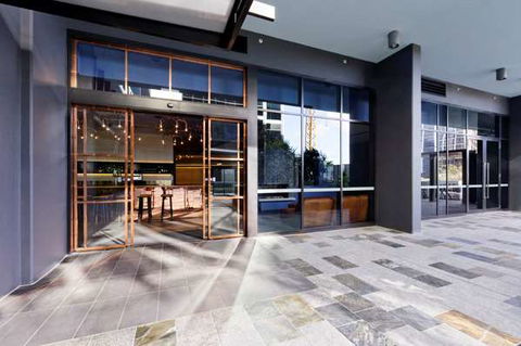 Alpha Mosaic Hotel - Accommodation Cooktown 1