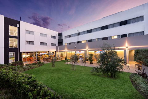 Atura Dandenong - Accommodation Cooktown 1