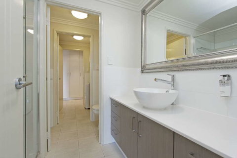 Zappeion Apartments - Accommodation Cooktown 2