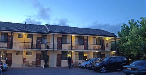 Country Plaza Queanbeyan - Accommodation Cooktown 1