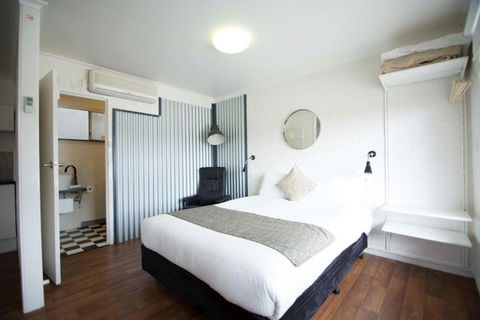 Siesta Central Apartments - Accommodation Cooktown 0